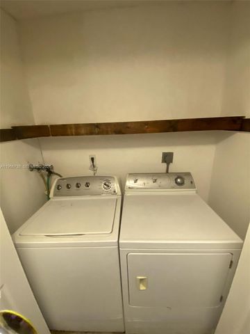 613 N University Dr 4, Plantation, FL 33324