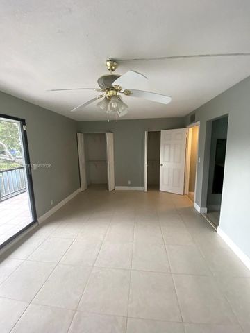 613 N University Dr 4, Plantation, FL 33324