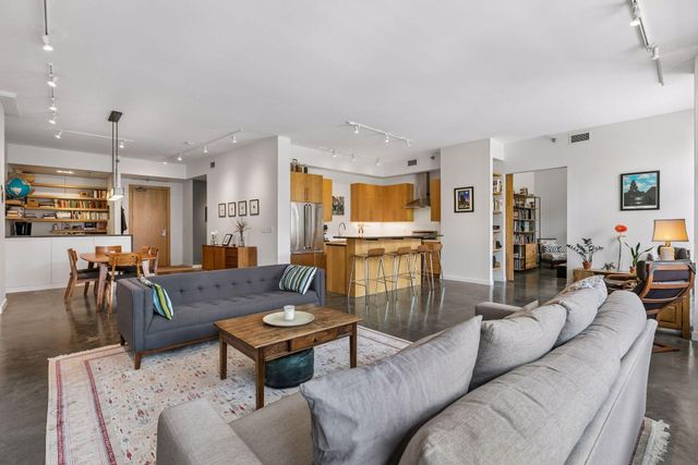 600 S 2nd Street S302, Minneapolis, MN 55401