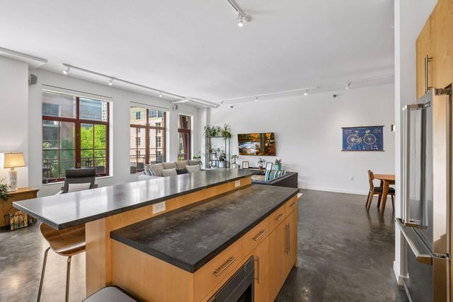 600 S 2nd Street S302, Minneapolis, MN 55401
