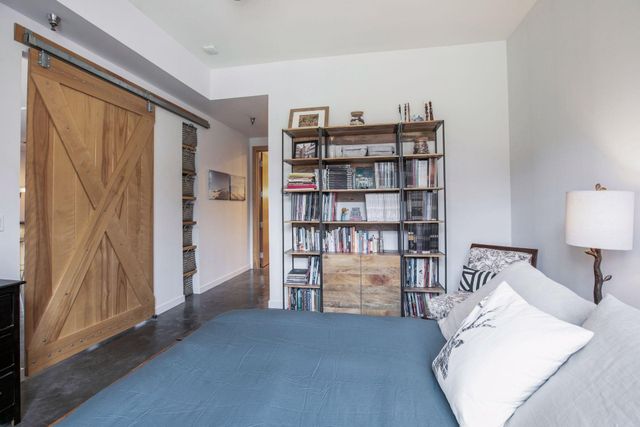 600 S 2nd Street S302, Minneapolis, MN 55401