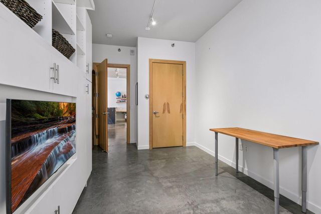 600 S 2nd Street S302, Minneapolis, MN 55401