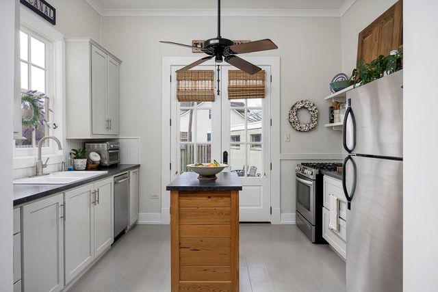 528 Canal Blvd, Thibodaux, LA 70301