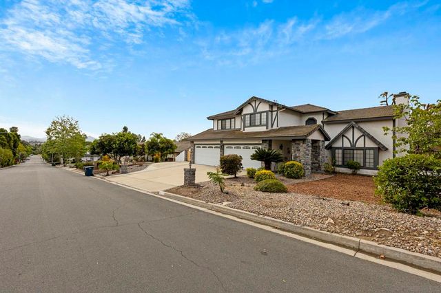 1291 Dexter, Escondido, CA 92029