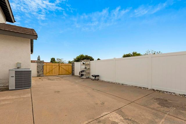 1291 Dexter, Escondido, CA 92029