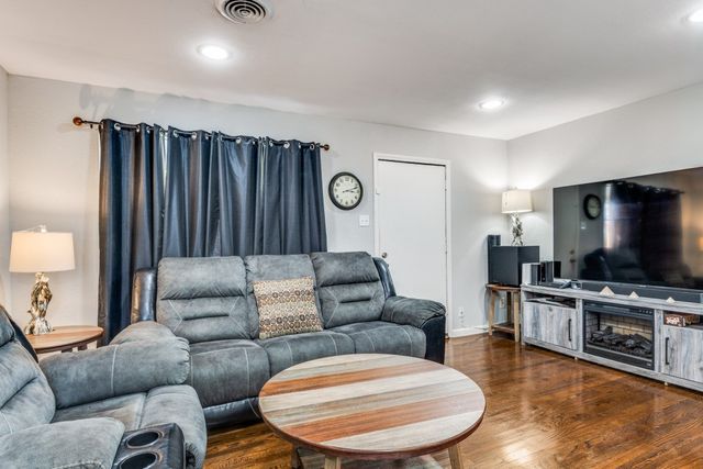 2817 Cumberland Drive, Garland, TX 75041