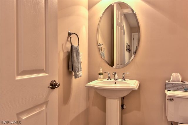 7755 Martino CIR, Naples, FL 34112