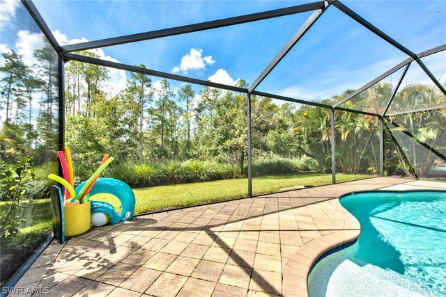 7755 Martino CIR, Naples, FL 34112