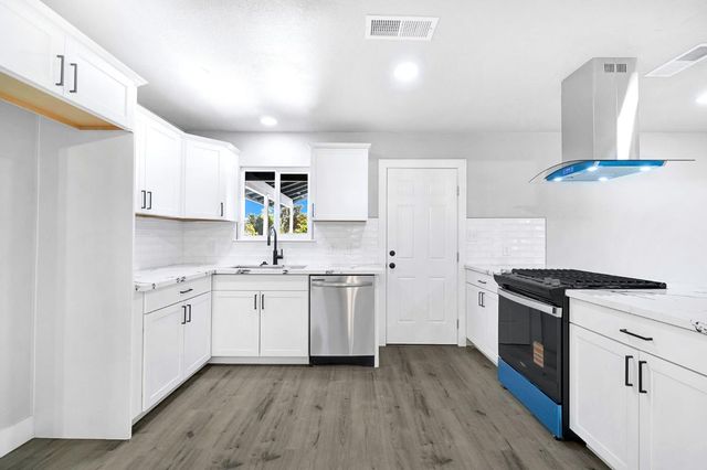 4847 N Delbert Avenue, Fresno, CA 93722