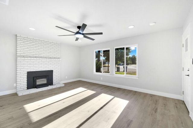 4847 N Delbert Avenue, Fresno, CA 93722