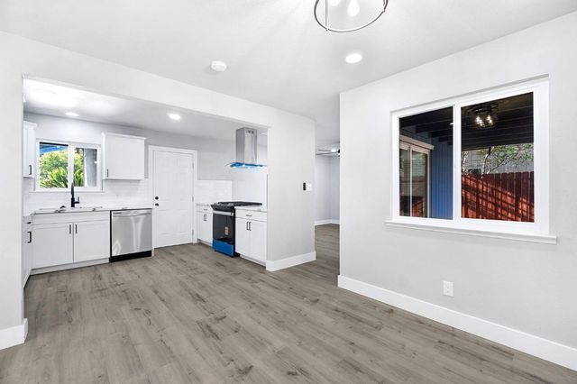 4847 N Delbert Avenue, Fresno, CA 93722