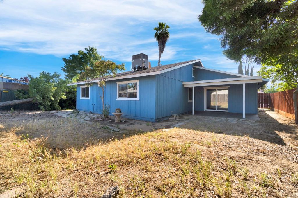 Image 30 of property listing at 4847 N Delbert Avenue, Fresno, CA 93722