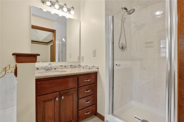 11705 Grant Street, Overland Park, KS 66210