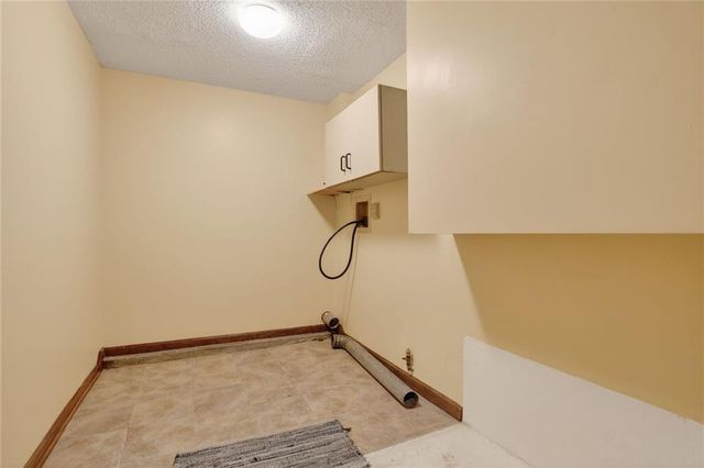 11705 Grant Street, Overland Park, KS 66210