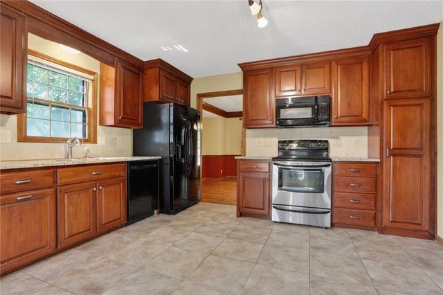 11705 Grant Street, Overland Park, KS 66210