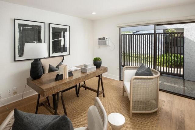 2427 Sharon Oaks Drive, Menlo Park, CA 94025