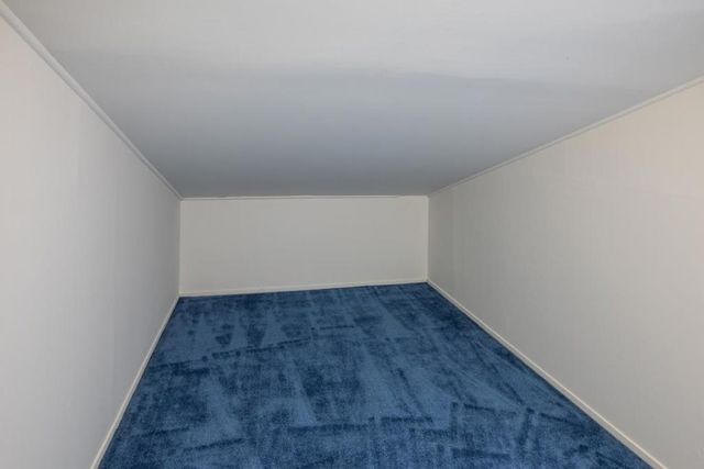 2427 Sharon Oaks Drive, Menlo Park, CA 94025