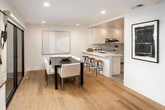 2427 Sharon Oaks Drive, Menlo Park, CA 94025