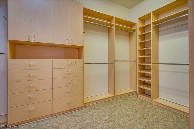 5112 Crown Cypress Street, Las Vegas, NV 89149