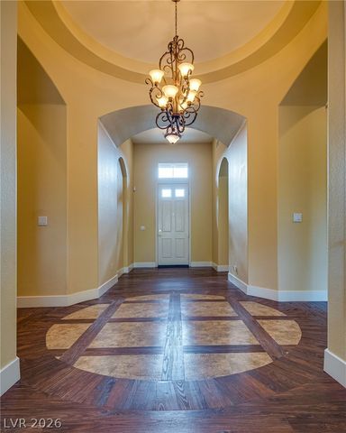 5112 Crown Cypress Street, Las Vegas, NV 89149