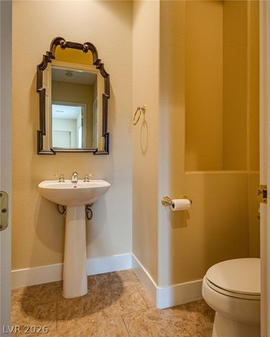 5112 Crown Cypress Street, Las Vegas, NV 89149