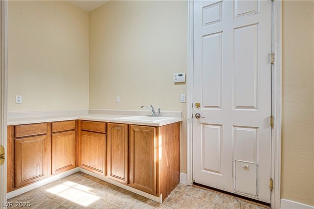 5112 Crown Cypress Street, Las Vegas, NV 89149