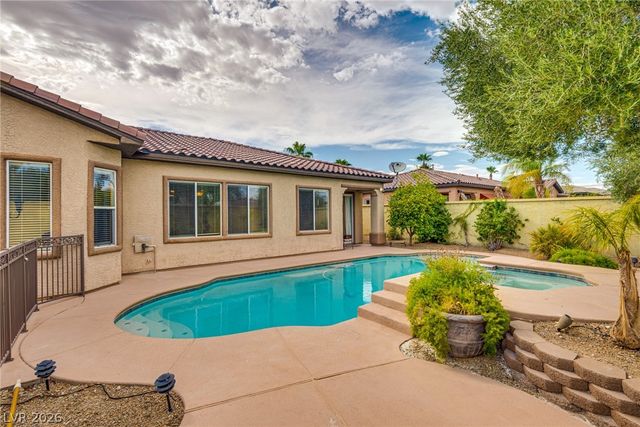 5112 Crown Cypress Street, Las Vegas, NV 89149