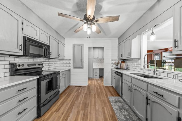 1336 Charlotte Ct, Pulaski, TN 38478