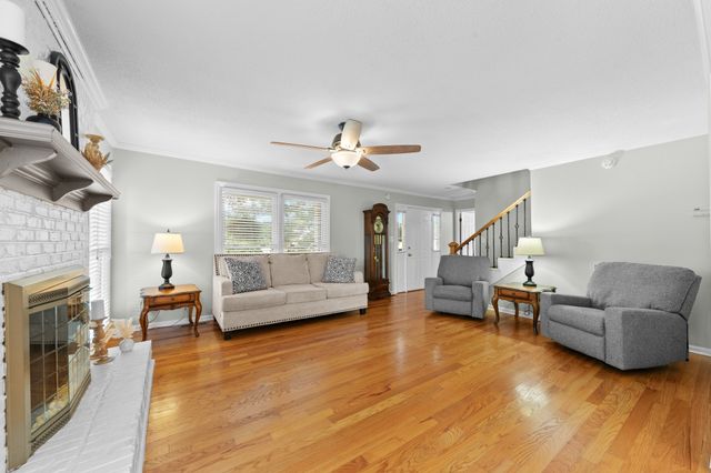 1336 Charlotte Ct, Pulaski, TN 38478