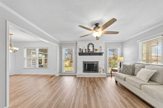 1336 Charlotte Ct, Pulaski, TN 38478