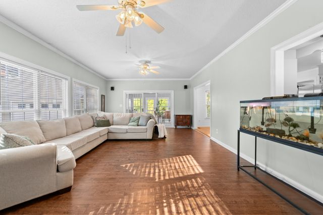 1336 Charlotte Ct, Pulaski, TN 38478