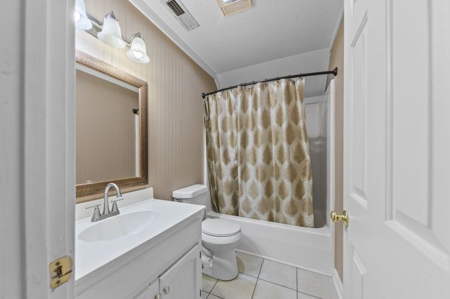 1336 Charlotte Ct, Pulaski, TN 38478