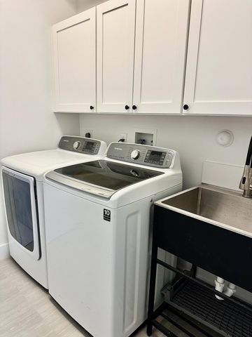 10216 Lexington Estates Boulevard, Boca Raton, FL 33428