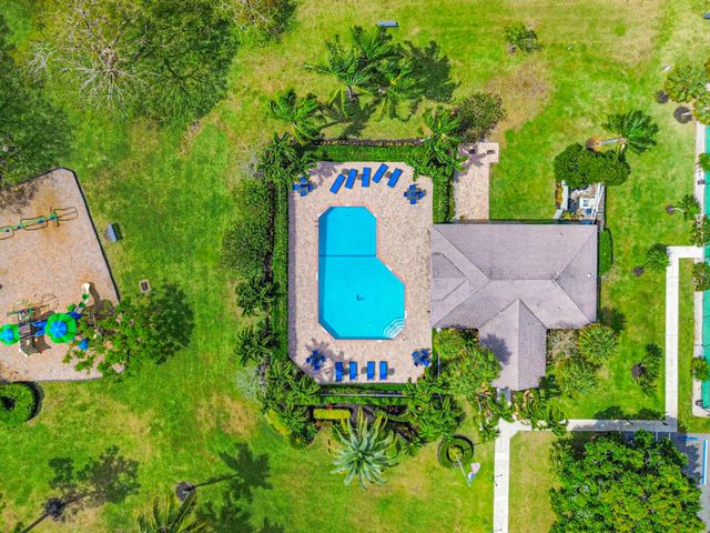 10216 Lexington Estates Boulevard, Boca Raton, FL 33428