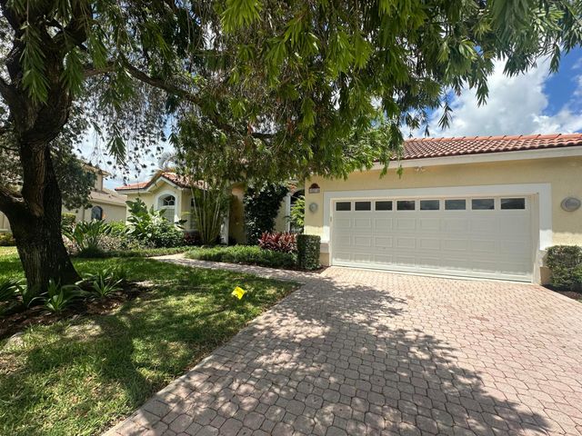 10216 Lexington Estates Boulevard, Boca Raton, FL 33428