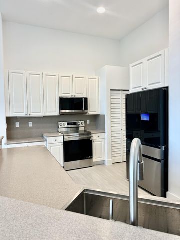 10216 Lexington Estates Boulevard, Boca Raton, FL 33428