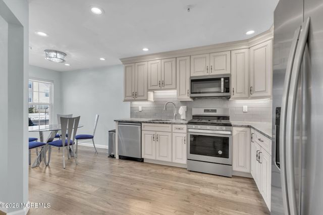 4002 Cleveland Street, Toms River, NJ 08755