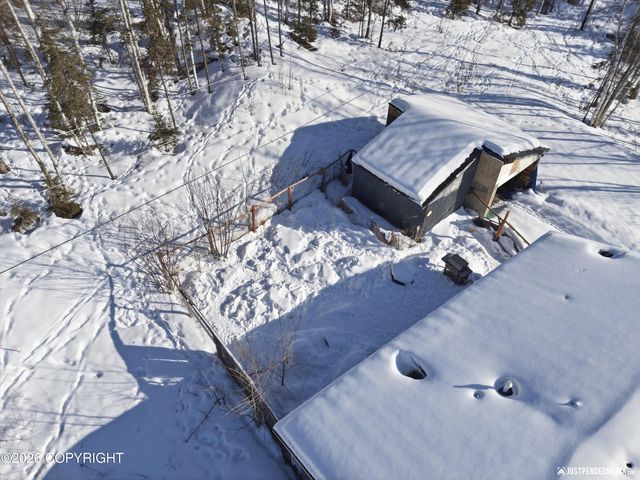 1262 N Miller Circle, Houston, AK 99623