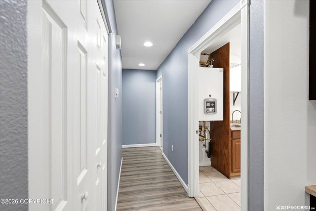 1262 N Miller Circle, Houston, AK 99623