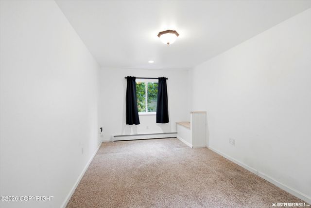 1262 N Miller Circle, Houston, AK 99623