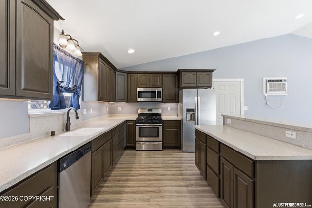 1262 N Miller Circle, Houston, AK 99623