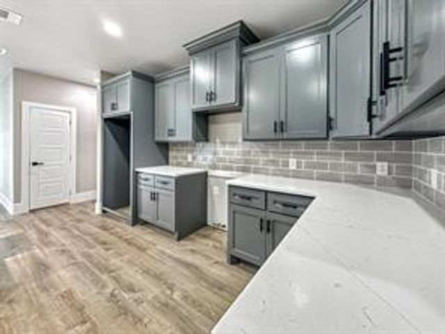 2130 Kathleen Avenue, Dallas, TX 75216