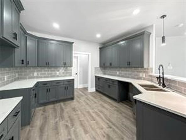 2130 Kathleen Avenue, Dallas, TX 75216