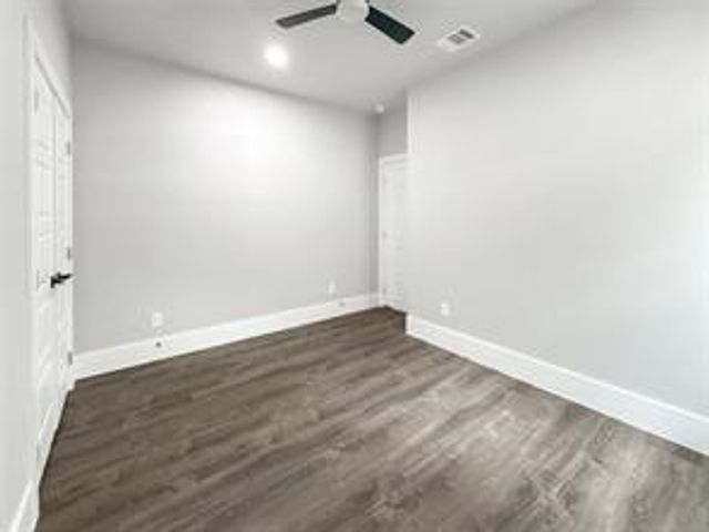 2130 Kathleen Avenue, Dallas, TX 75216