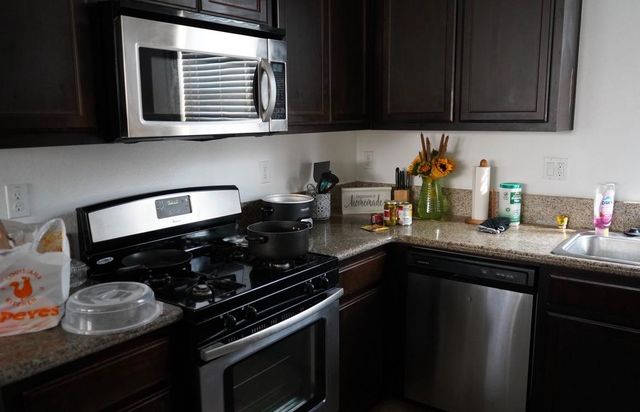 2437 Ben Ali Way, Sacramento, CA 95815