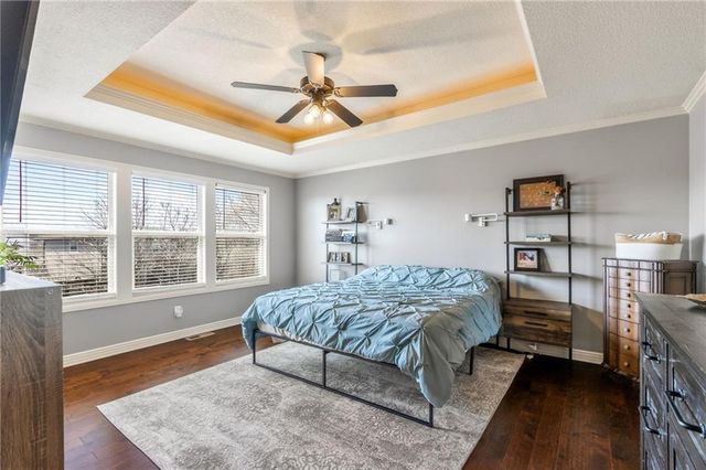 1409 SW Whistle Drive, Lee's Summit, MO 64082