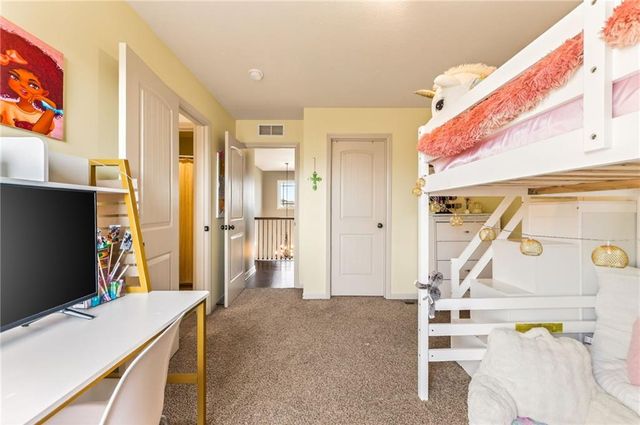 1409 SW Whistle Drive, Lee's Summit, MO 64082