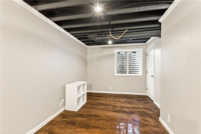 1409 SW Whistle Drive, Lee's Summit, MO 64082