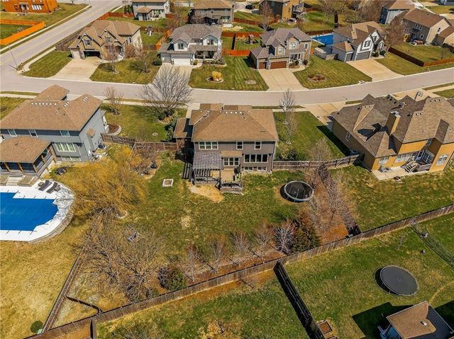 1409 SW Whistle Drive, Lee's Summit, MO 64082