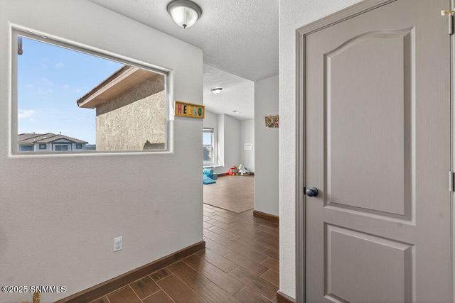 2500 Silver Hawk Avenue, Las Cruces, NM 88011